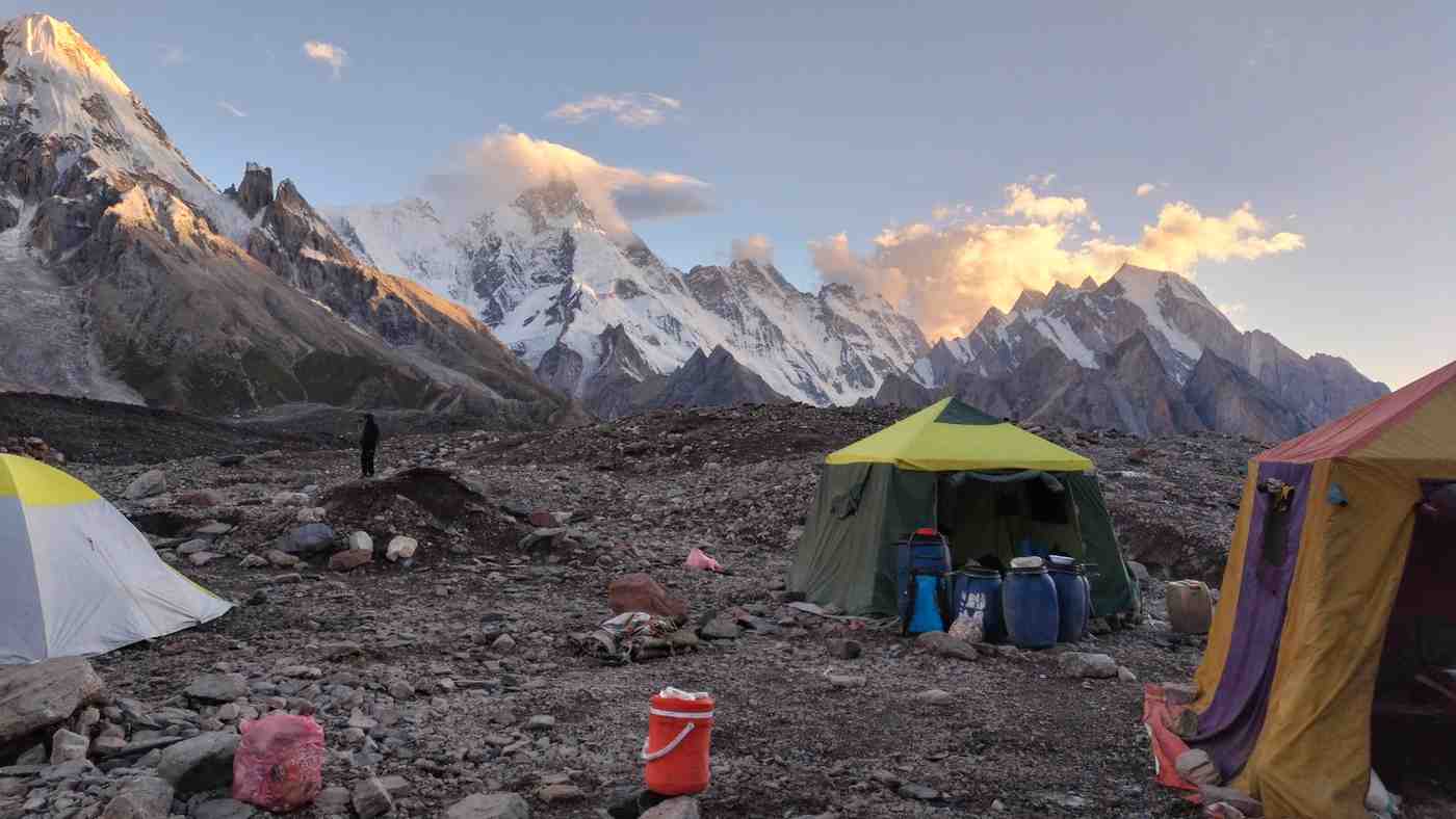 MASHABRUM PEAK EXPEDITIONS (7821-M) Images