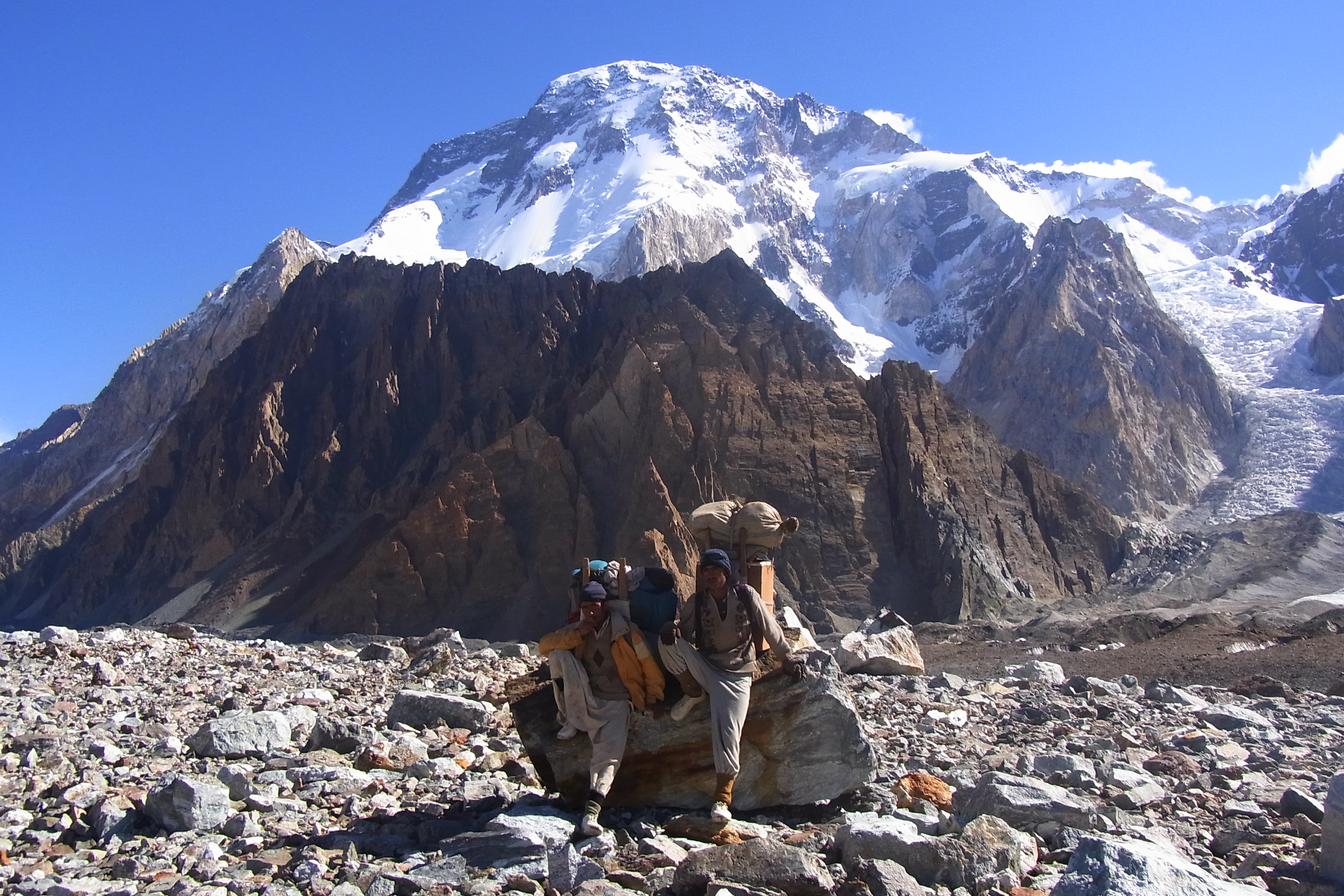  BROAD PEAK (8047M) Images