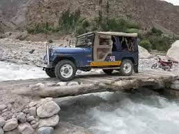 Himalayan Lakes Jeep Safari Images