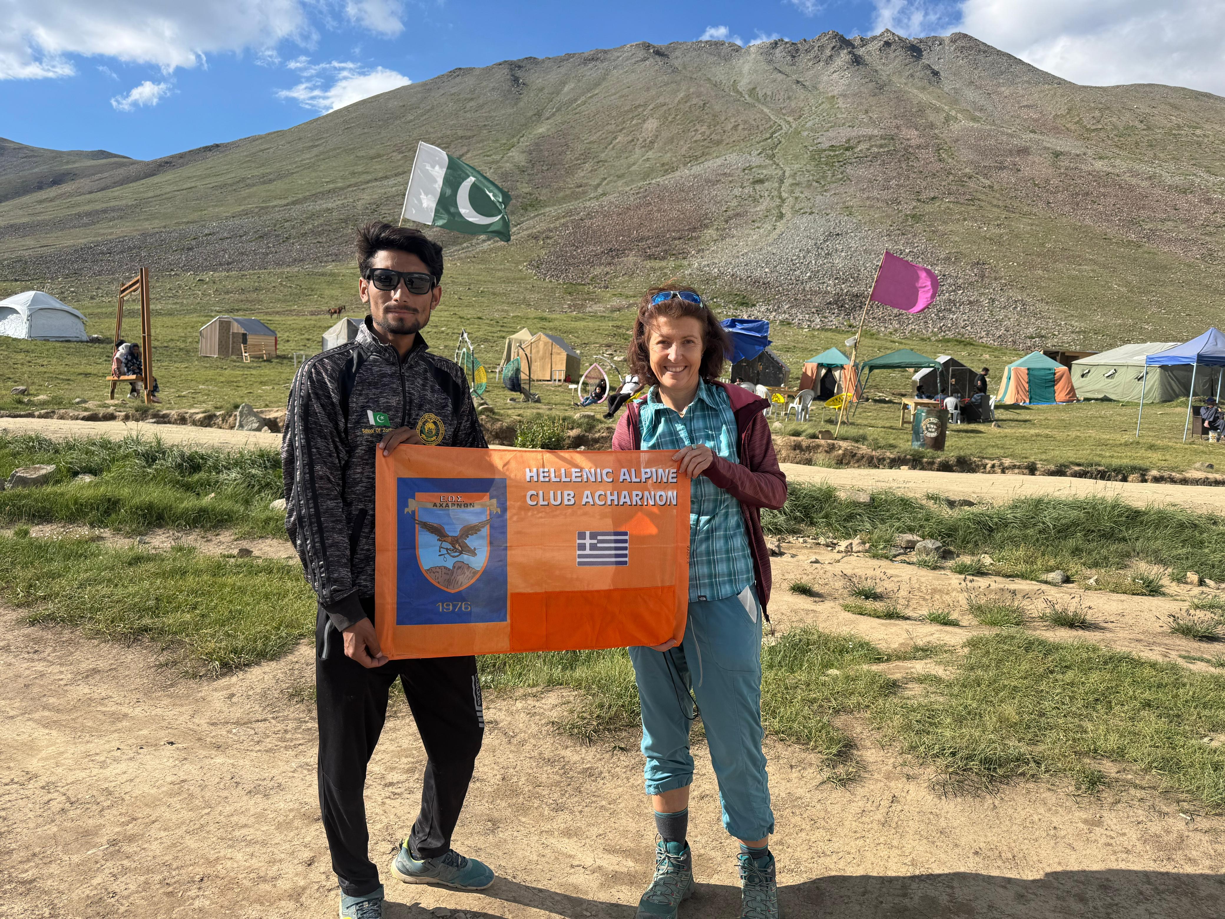 Thalle La and Deosai Trek Images